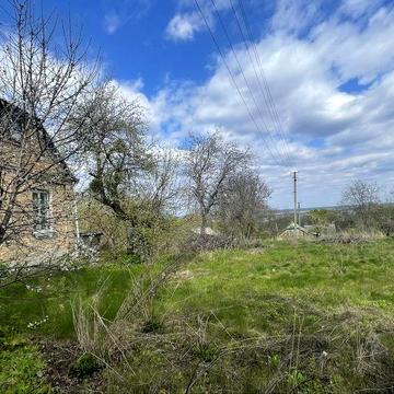 Тихий куточок над Дніпром: будинок у Стайках, 17.7 соток під забудову