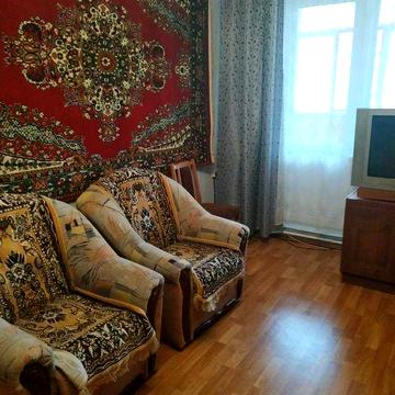 Здам 2 кімнатну квартиру вул Виговського  метро Нивки