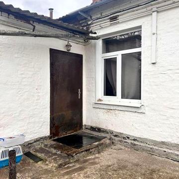 Продам квартиру барачного типу