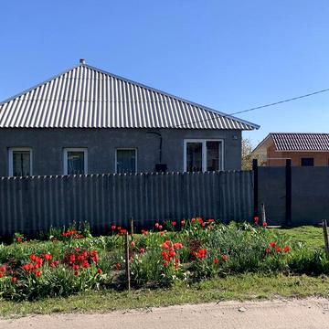 Продам будинок смт. Печеніги ,обл.Харківська
