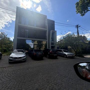 Квартира в клубному будинку в тихому центпі.