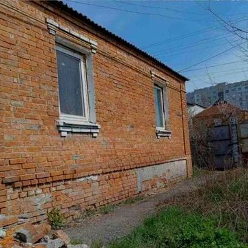 Продам 1/2 будинка У Немишлянскоу районі. На вул. Карпатський.