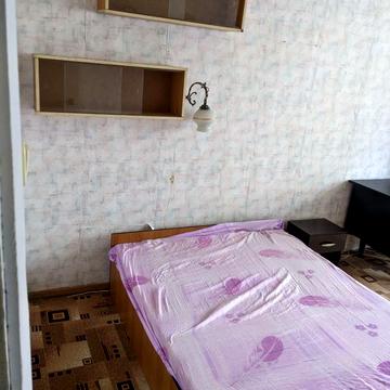 Голосіївський просп. (40-річчя Жовтня), 11