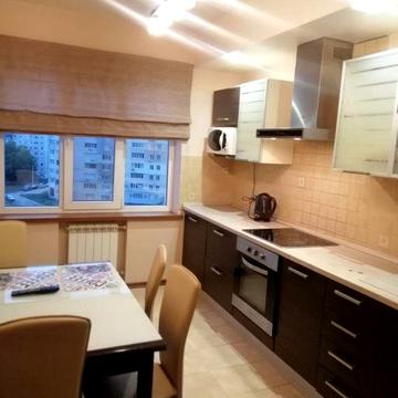 2 квартира м. Студенческая и м. Героев труда, академика Павлова 142б