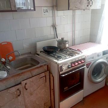 Здається 1 кімнатна квартира 9700 (Вже Включено З Комунальними Послугами)На Короткий Термін 1-2 Місяців