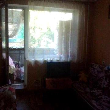Продам 1кiмнатну гостинку в гарному стані. Зі своїм с/вузлом.