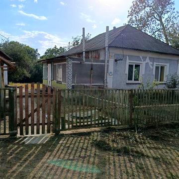 Продам будинок , с.Ріпна
