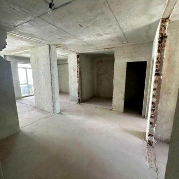 ЖК Америка 3х кімнатна квартира здана 87м.кв.
