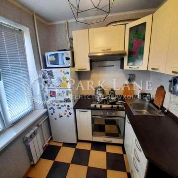 Продаж 3к квартири поруч з метро Оболонь Героів полку Азов 13а