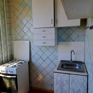Продам 2 комн.кв по пр.Тракторостроителей.(405005)