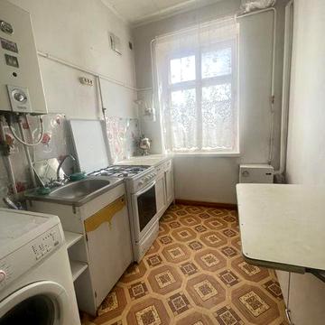 Продаж  2 квартири Ц. Ринок