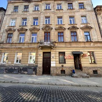 Продаж 2 кім кв вул Клепарівська 12  мансарда без ремонту