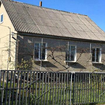 Продаж будинку в Почаєві