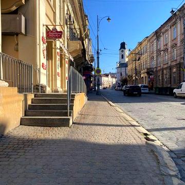 Оренда трьох кімнатної квартири