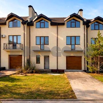 Козин КМ "Montana Village"  таунхаус 290 м²