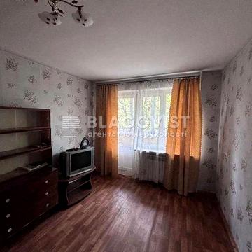 Продається 2 кімнатна квартира по вул. Лятошинського 26А