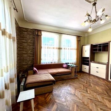Продається 2-к квартира в центрі, р-н Судової охорони