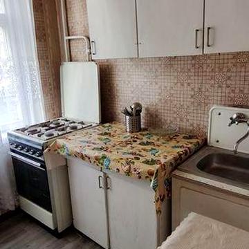 Здам 2 кімнатну  на Ремісничій