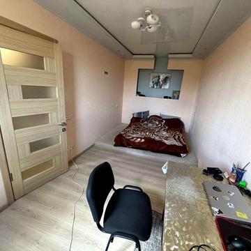 Продам 2 кім квартру Хіммістечко 4 поверх