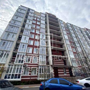 Двокімнатна в ЖК Покровський, центр Гостомеля, Поруч озеро