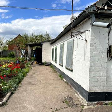 Продам приватний будинок в м. Карлівка