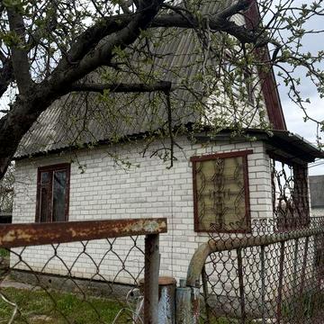 Продаж доглянутої двоповерхової дачі з каміном у Березанці!