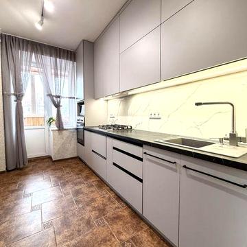 Ваучер Сертифікат Продаж 2 кімнатної квартири 65 м² 2 поверх ГАЗ Київ метро Святошино 10хв пішки вся інфраструктура поруч ЖК ХМЕЛЬНИЦЬКА 10