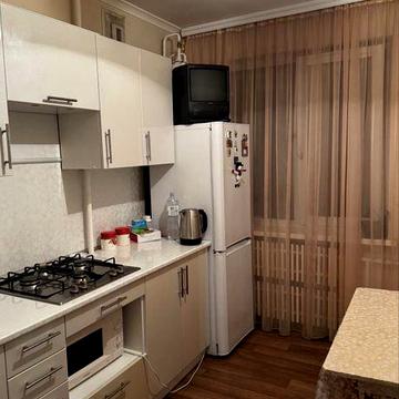 Продам 2к квартиру ж/м Перемога -4.
