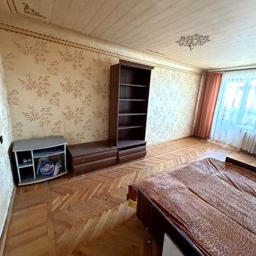 3к.комнаты 68,6 м2 Комунальный рынок Пр.Льва Ландау, 16