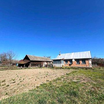 Продам ДІм у місті Баранівка