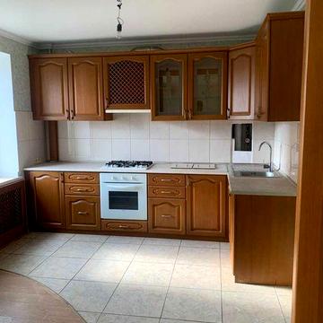 Продається 4х кімнатна квартира, площею 120 кв.м,