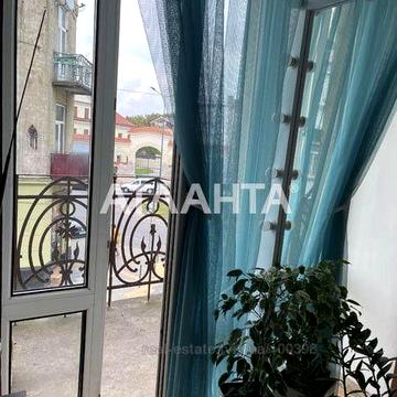 Продаж 1-к квартири в австрійському будинку, р-н Рогатки