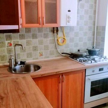 • Здам в оренду 2-кімнатну біля парку