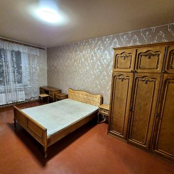 2 Кімнатна.В Центрі Біля Макдональдс