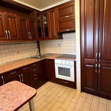 Продам3 комнатную с ремонтом , мебелью и техникой , Тополь 1, рядом Терра , Мэтро , Эпицентр