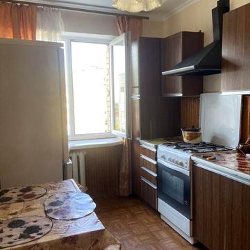 Продаж 3 кім кв, вул Патона