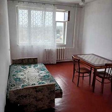 Продаж 1к квартири в тихому центрі міста.