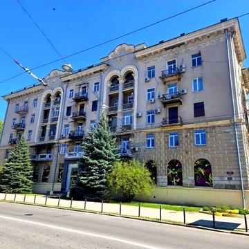 Продам 2-к квартиру (75м2) с видом на Центральный парк, Сумская 128-А