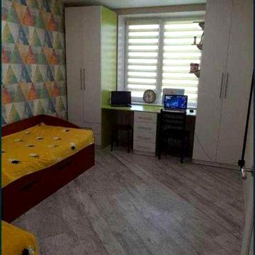 Продам 3 ком квартиру в Индустриальном районе.