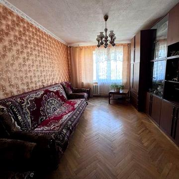Продам на Соколе 3х ком квартиру.