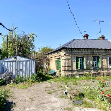 Продам частину будинку в центральній частині міста
