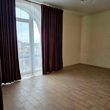2ком. кв. Таирова Люстдорфская дор.\Д.Донского