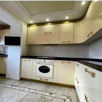 Сдаю 3к квартиру в ЖК, район Садовой