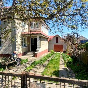 Продам будинок 6 кімнат