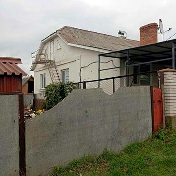 Продаж частини будинку