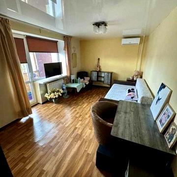 Продажа 2-комнатной квартиры проспект Науки, 23 Августа Павлово Поле
