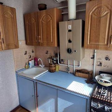 Продається 2-кімнатна квартира  вул.Вінграновського.