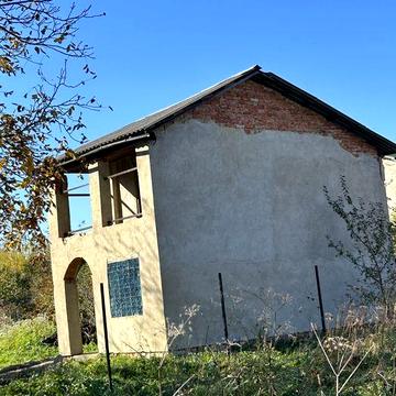 Продається будинок в центрі міста Вижниця