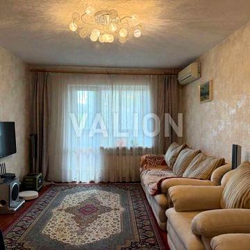 Продаж без % 3 кімн.,по вул. Прирічна 33, метро Героів Дніпра.