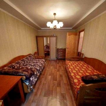 Продам затишну 2х кімнатну квартиру